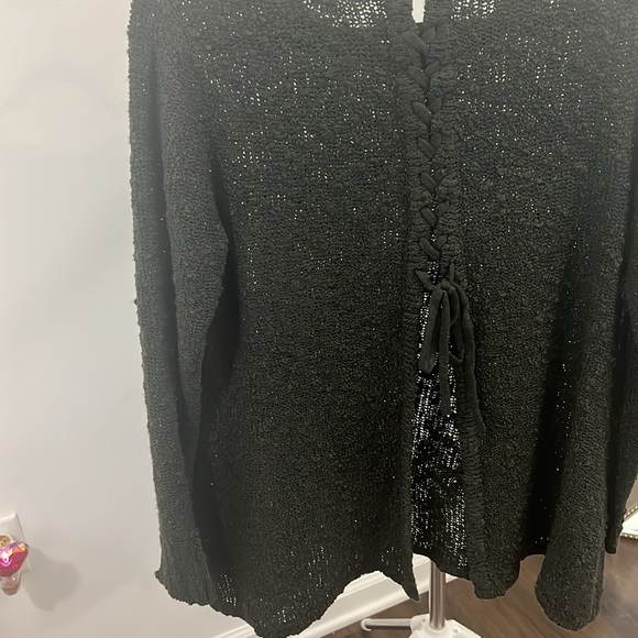 Sweaters - Detailed back sweater